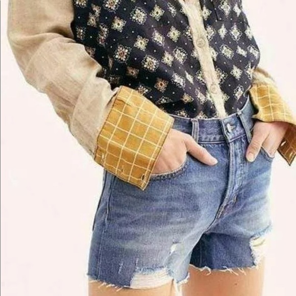Free People Pants - Free People Sofia Waves Denim Shorts size 30